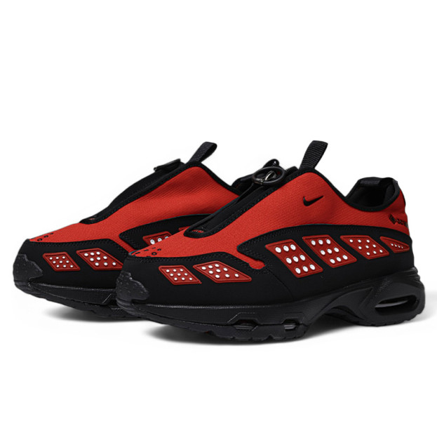 Nike Air Max Sunder Gore-Tex Hyper Crimson