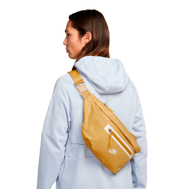 Сумка на плече Nike NK ELMNTL PRM WAISTPACK DN2556-725