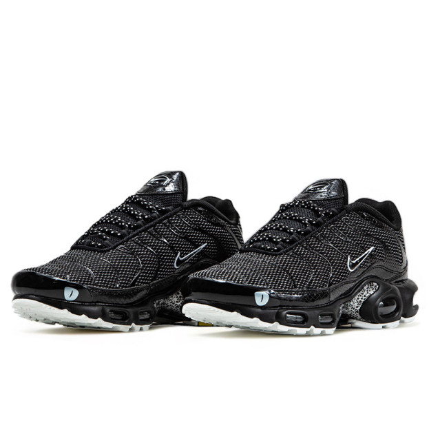 Nike Air Max TN Plus Black White