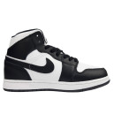 Jordan 1 Retro High Black White Winter С МЕХОМ