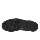 Jordan 1 Retro High Black Metallic Gold 555088-032