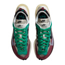 Nike Vaporwaffle sacai Villain Red Neptune Green DD3035-200